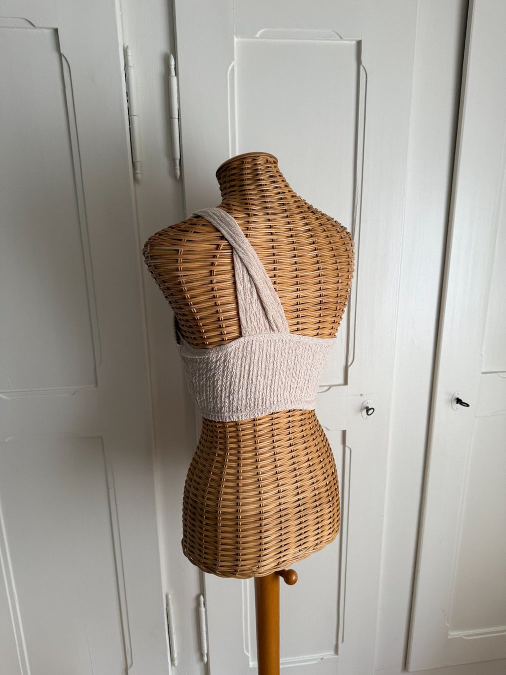 Shein Top: One Shoulder Top nudefarben 34 – Usato da Zürich venduto da Diazaio 2