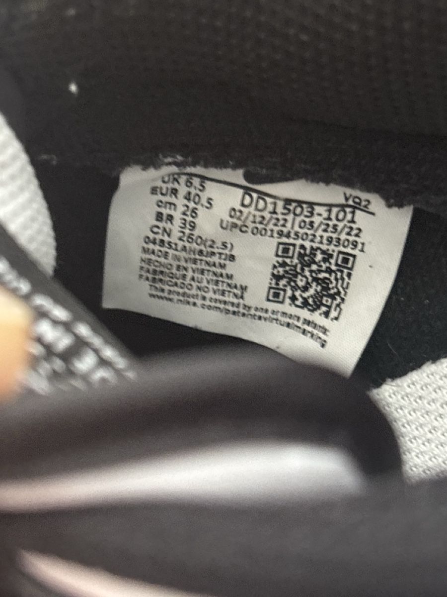Nike Scarpe da uomo: Nike Dunk Low Panda Black White Sneakers EU 40.5  – Usato da Weiach venduto da rupi91 5