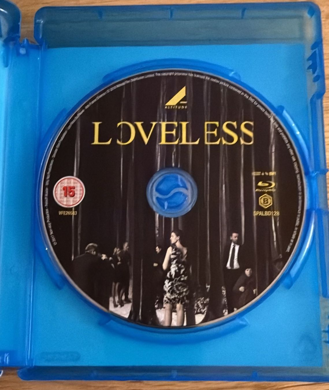 Alle DVDs: LOVELESS BLU-RAY – Gebraucht aus Zürich von freioccasionen 1