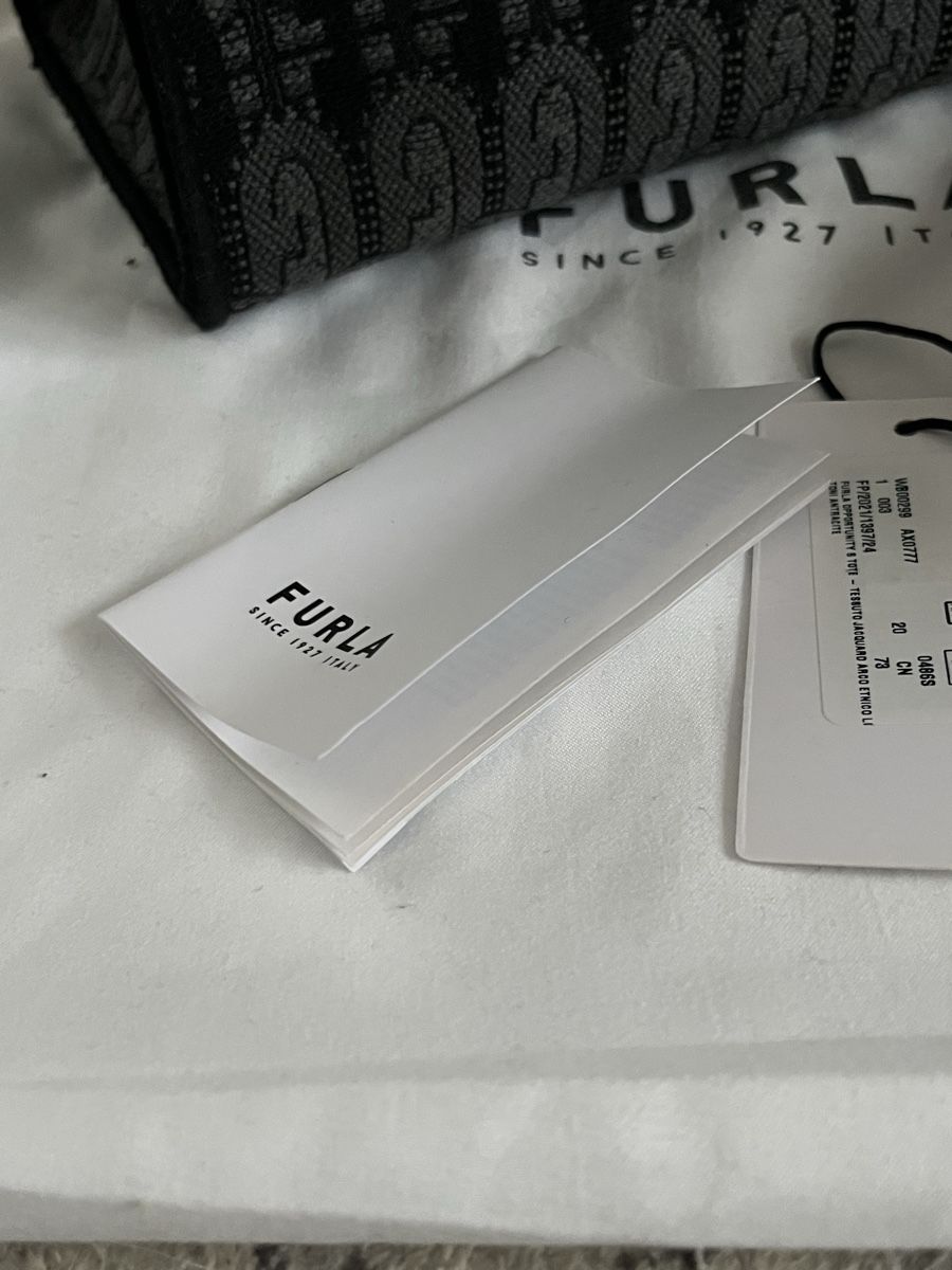 Borse da donna: Furla Opportunity Tote S – Nuovo (secondo la descrizione) da St. Gallen venduto da sch_th5c 2