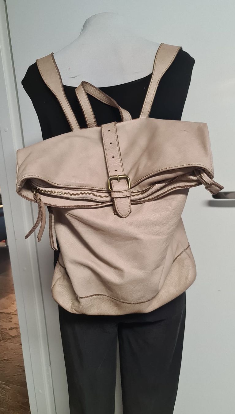 Zaini: Leder Rucksack  – Usato da Lausen venduto da Nashorn19