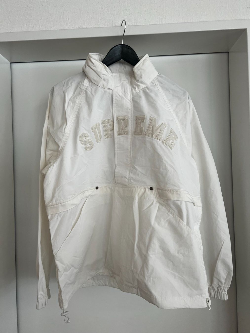 Supreme Giacche: Supreme Rain Jacket, Weiss, Size M – Nuovo e nell'imballaggio originale da Wilen b. Wollerau venduto da ccgold