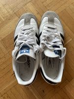Baskets Adidas Samba blanc noir état d'usage