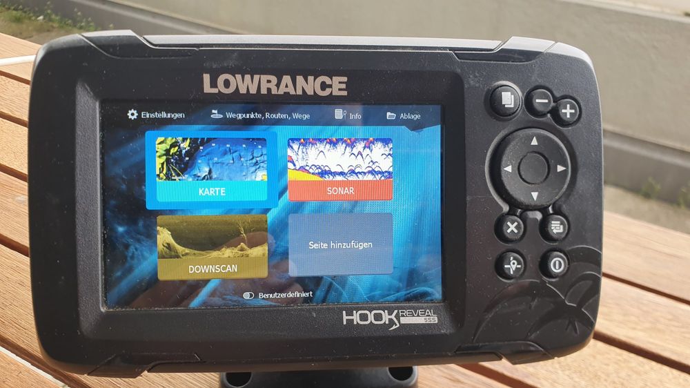 Echolot Lowrance Hook Reveal 5 HDI 83/200 inkl. Geber (Gebraucht) in ...