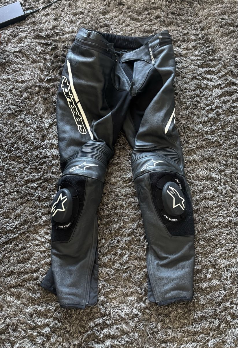 Alpinestars Lotti di vestiti: Ensemble en cuir Alpinestars – Nuovo (secondo la descrizione) da Bassecourt venduto da Ledirecteur7 2