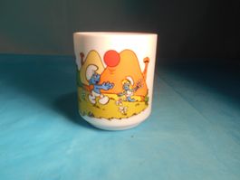 Tasse, Schlümpfe beim Ballspielen
