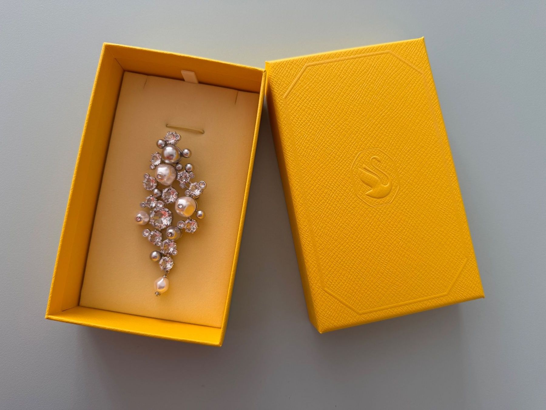 Swarovski Broschen & Nadeln: Brosche Swarovski – Neu und originalverpackt aus Bern von Kitttykat 1