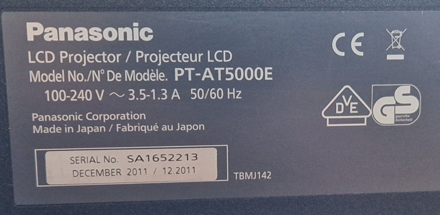 Panasonic Vidéoprojecteurs: 3D Beamer - Panasonic PT-AT5000E – D'occasion à Thun par Chmaster 4