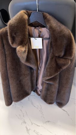 Elegante pelliccia di visone marrone, nuova!