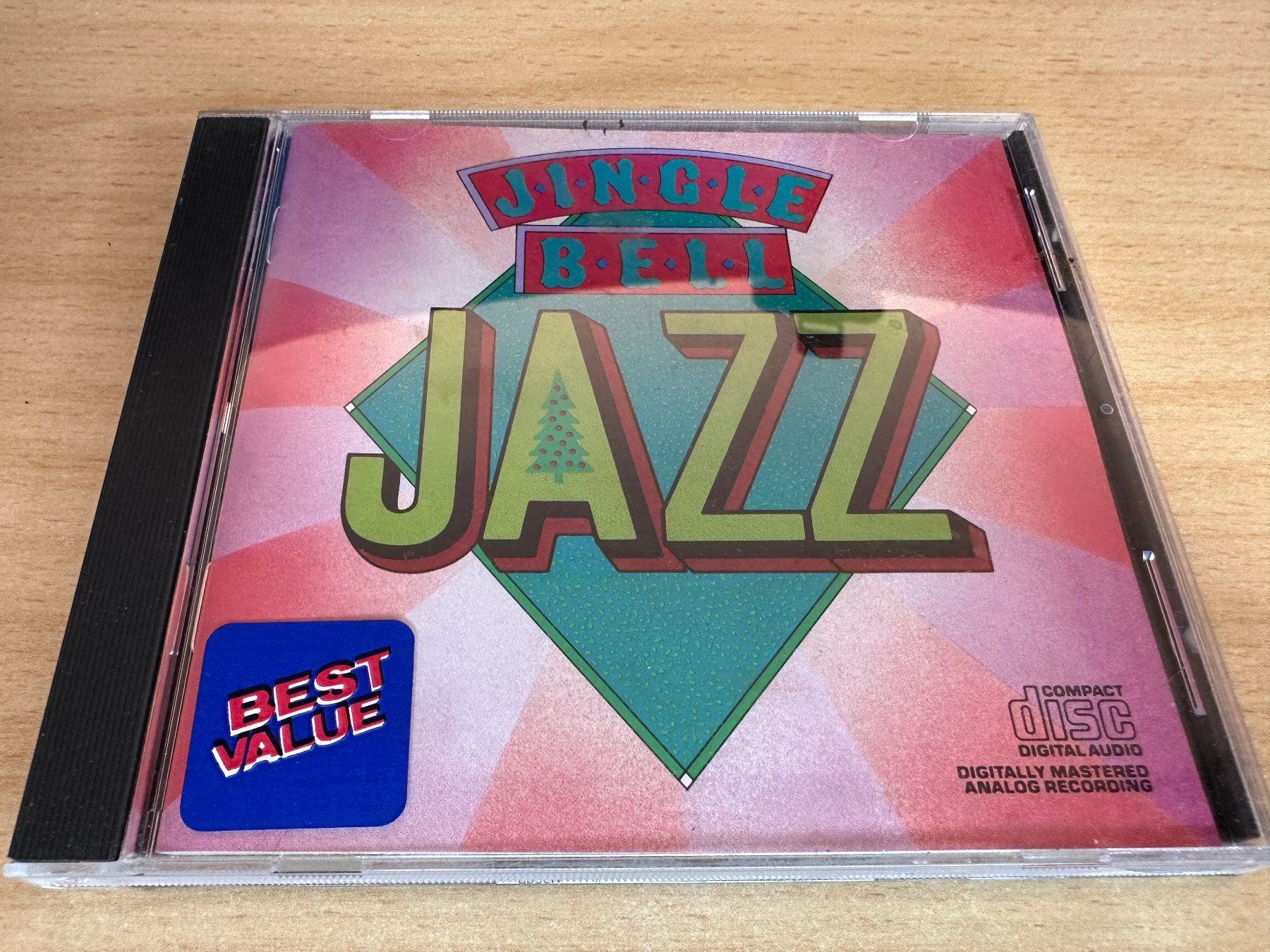 CD: Various – Jingle Bell Jazz – Usato da Rikon im Tösstal venduto da Alpenmutz