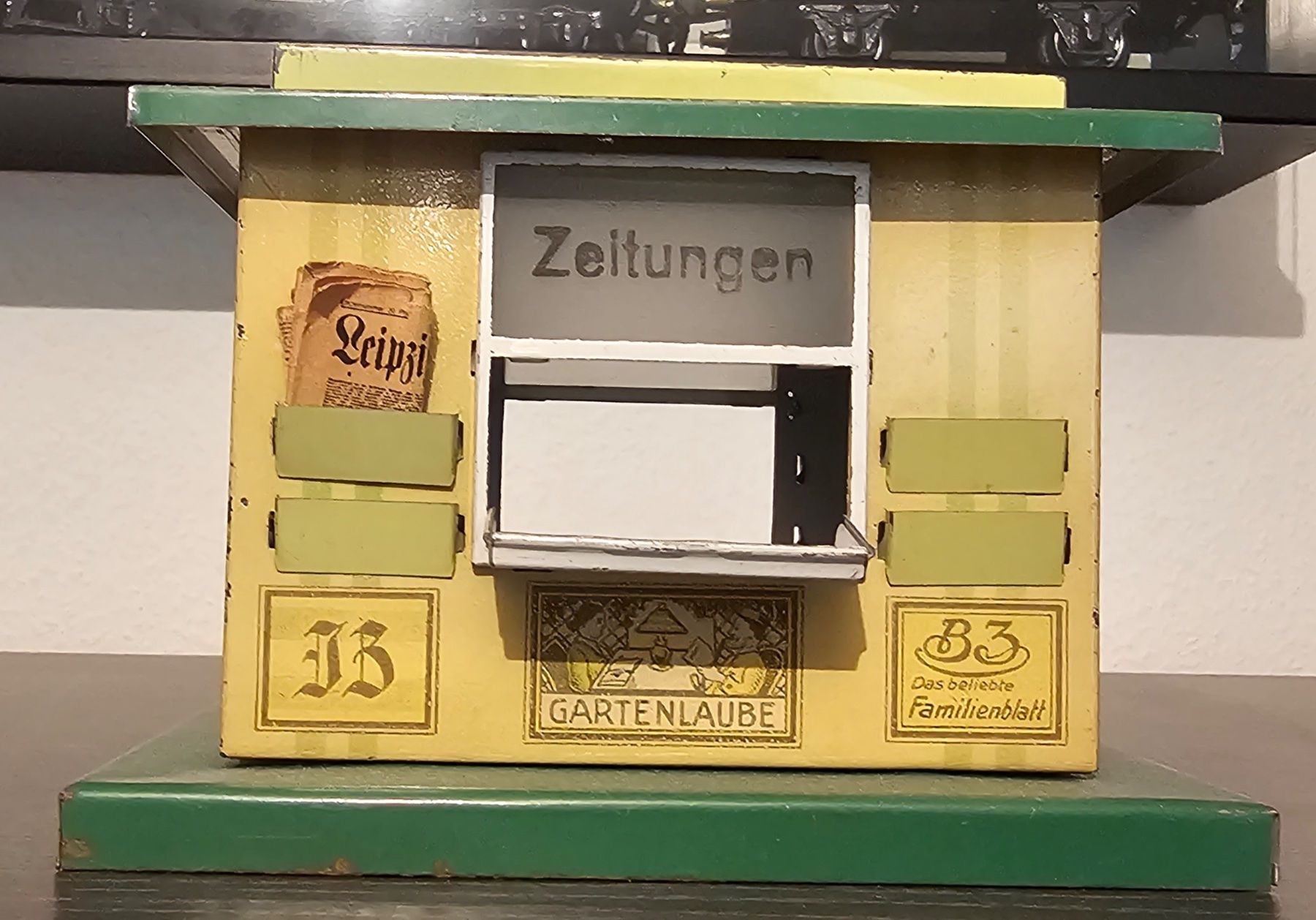 Modellini di ferrovie: Zeitungskiosk alt – Usato da Balsthal venduto da nidja13