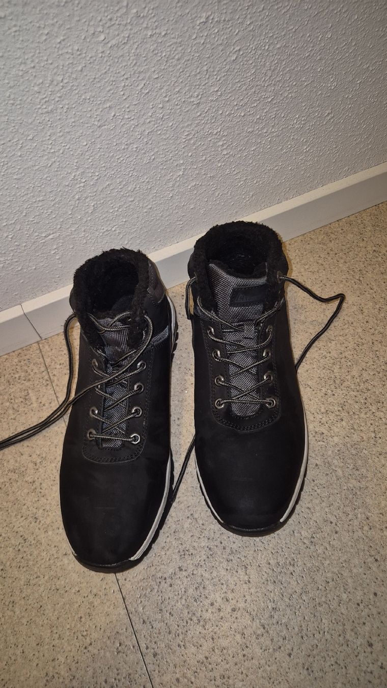 Scarpe da uomo: Snicker 43 – Usato da Buchs AG venduto da EasyPeasy