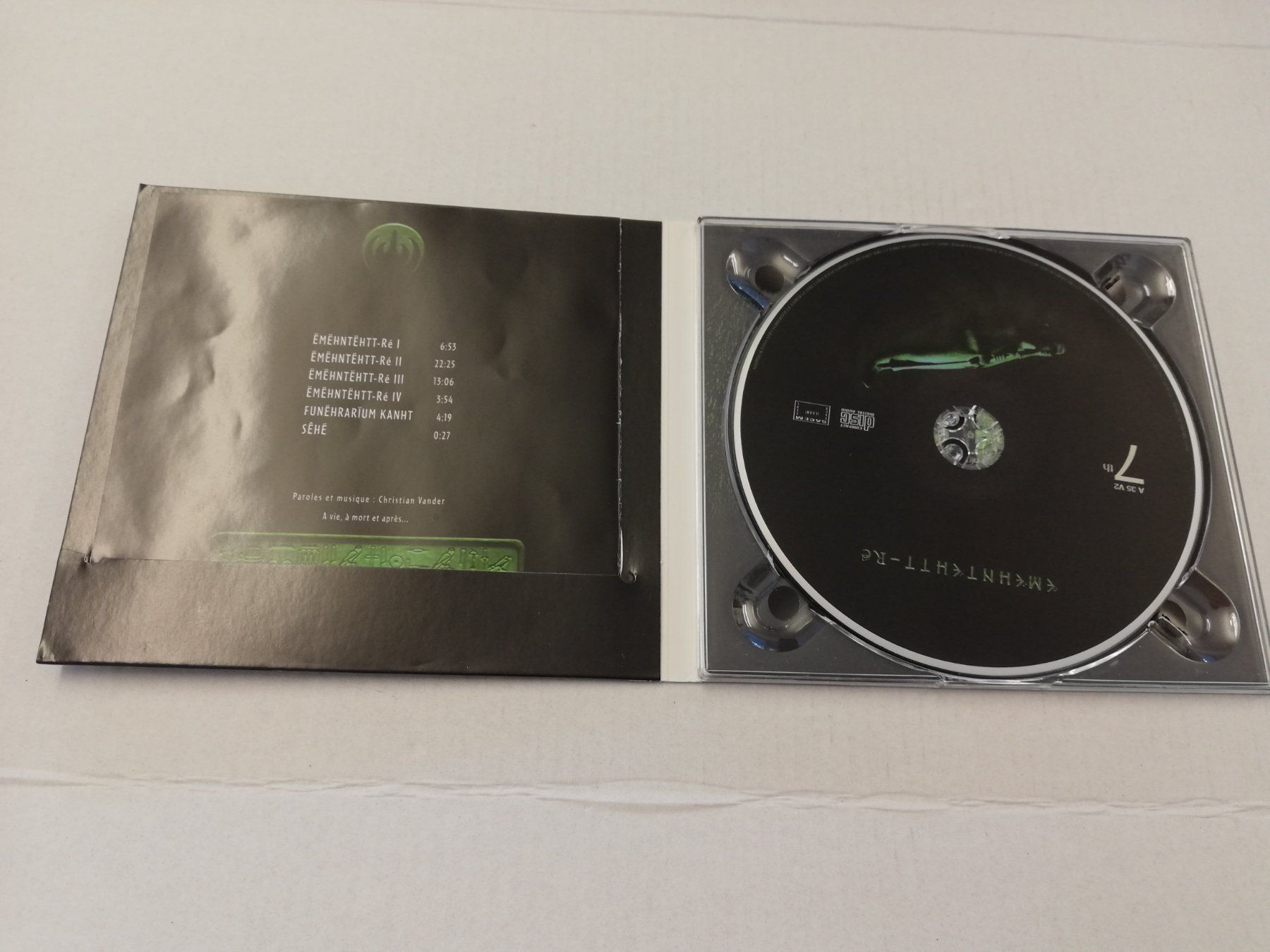 CD: MAGMA - EMEHNTEHTT-RE – Usato da Bern venduto da Vinylsound.ch 2