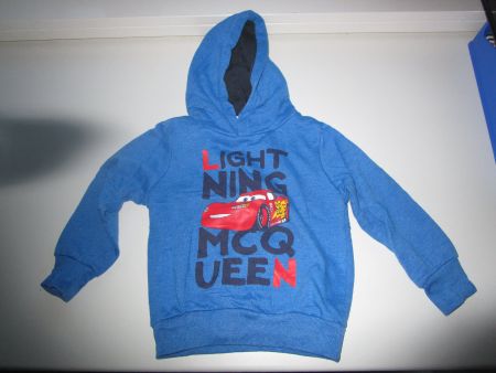 Kapuzenpulli Grösse 110