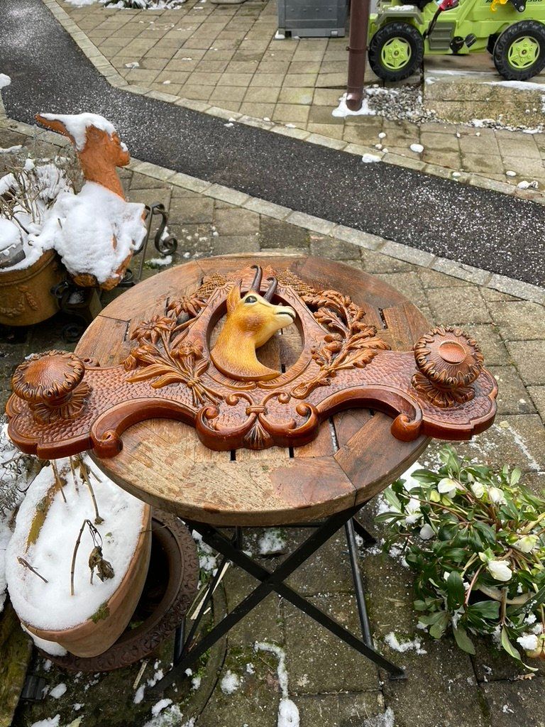 Guardaroba: Garderobe  mit Hirsch- Kunststoff- – Usato da Forch venduto da ESELSTEIN