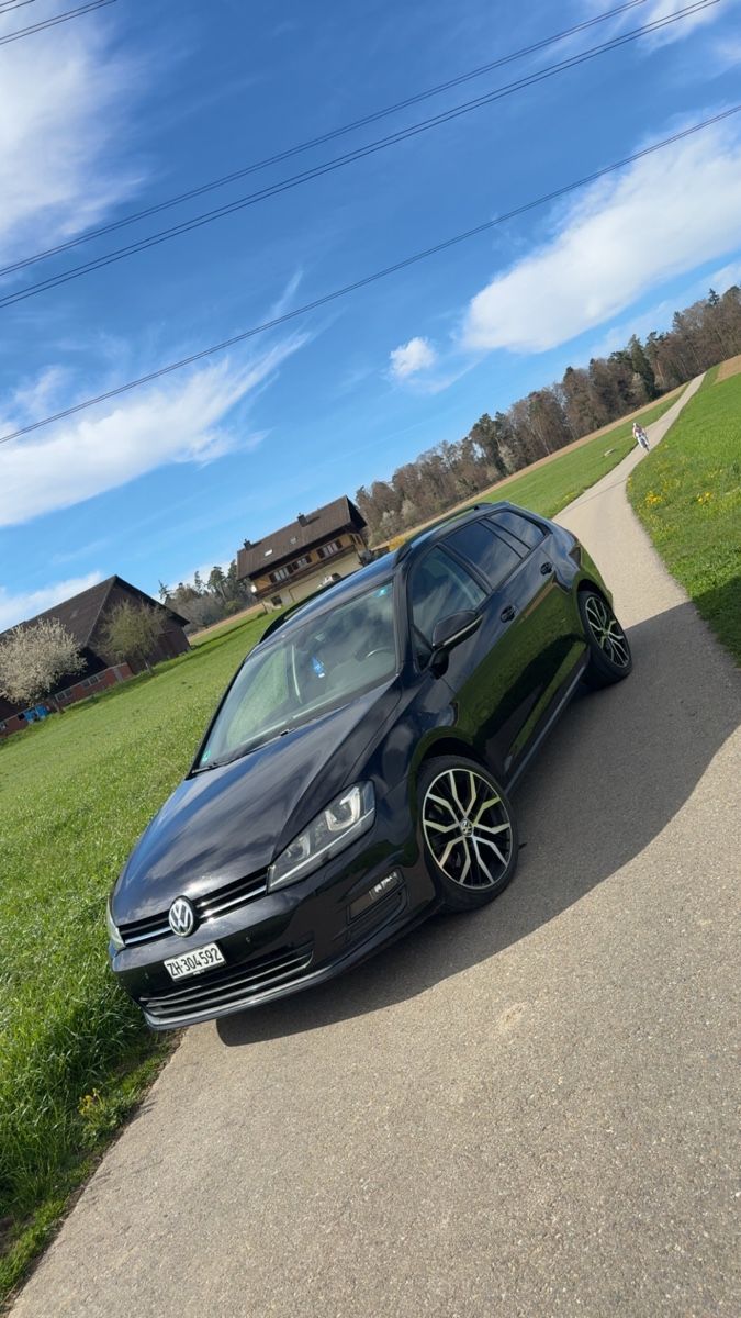 VW Automobili: Golf 7 / 2.0 TDI / 2014 – Usato da Steinmaur venduto da Bal-Rajmi1 5