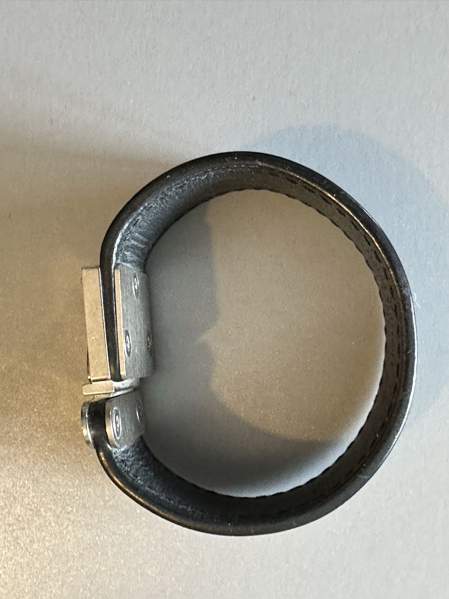 Louis Vuitton Bracciali & Braccialetti: Bracelet cuir noir-Louis Vuitton,taille S. – Usato da Genève venduto da Tom6 1