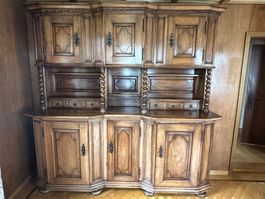 Antiker Holzschrank