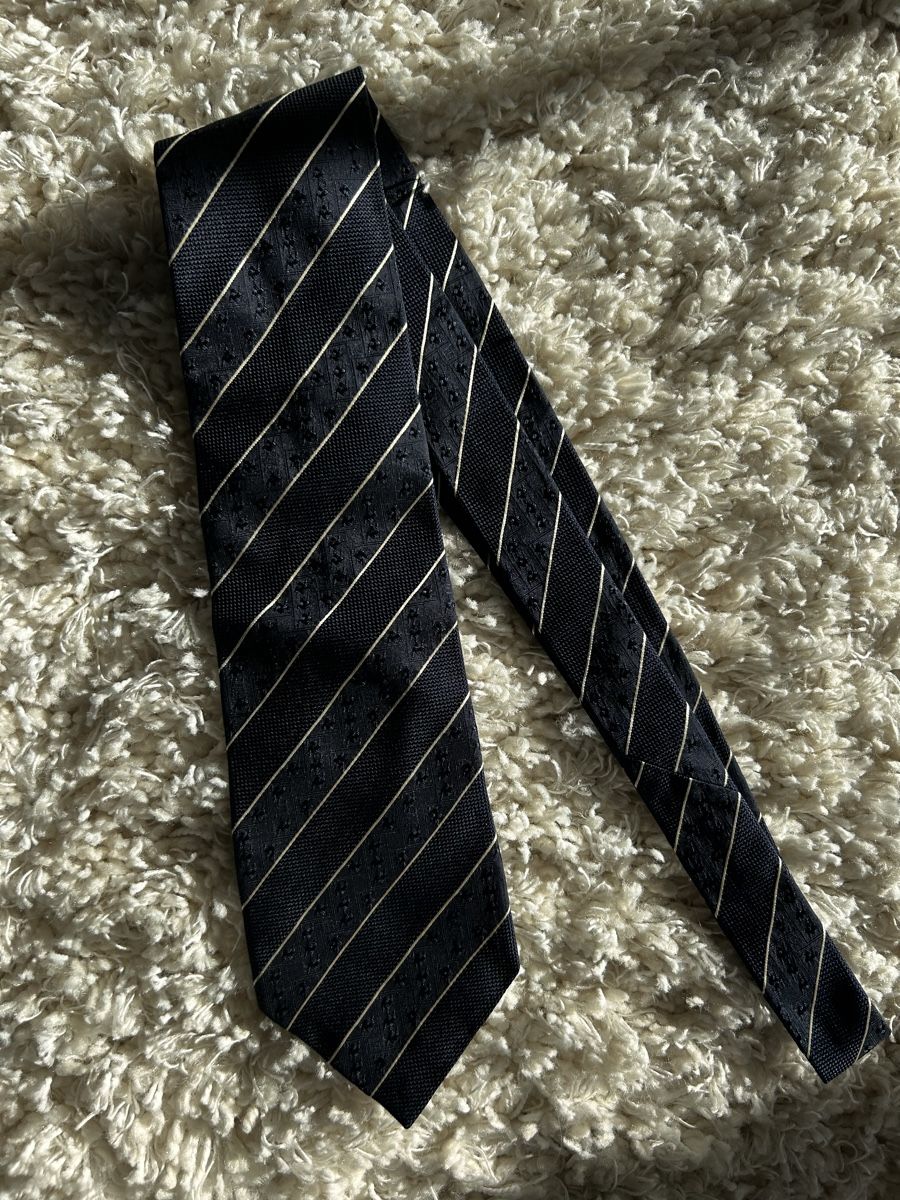 Gucci Cravatte: Gucci Krawatte – Usato da Winterthur venduto da marlon_e 3