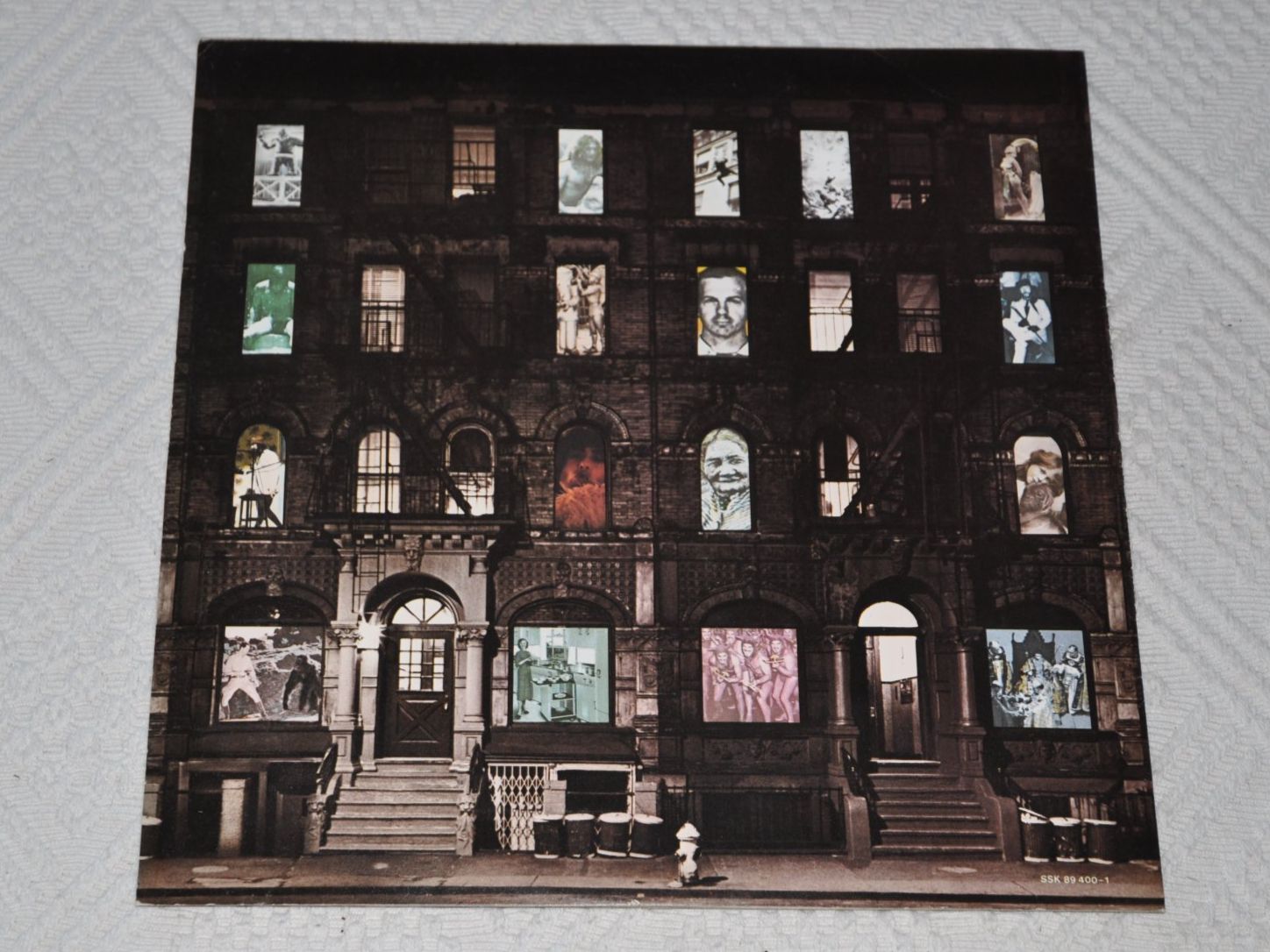 Dischi in vinile: Doppel LP Led Zeppelin - Physical Graffiti – Usato da Boll venduto da Theodora15 7