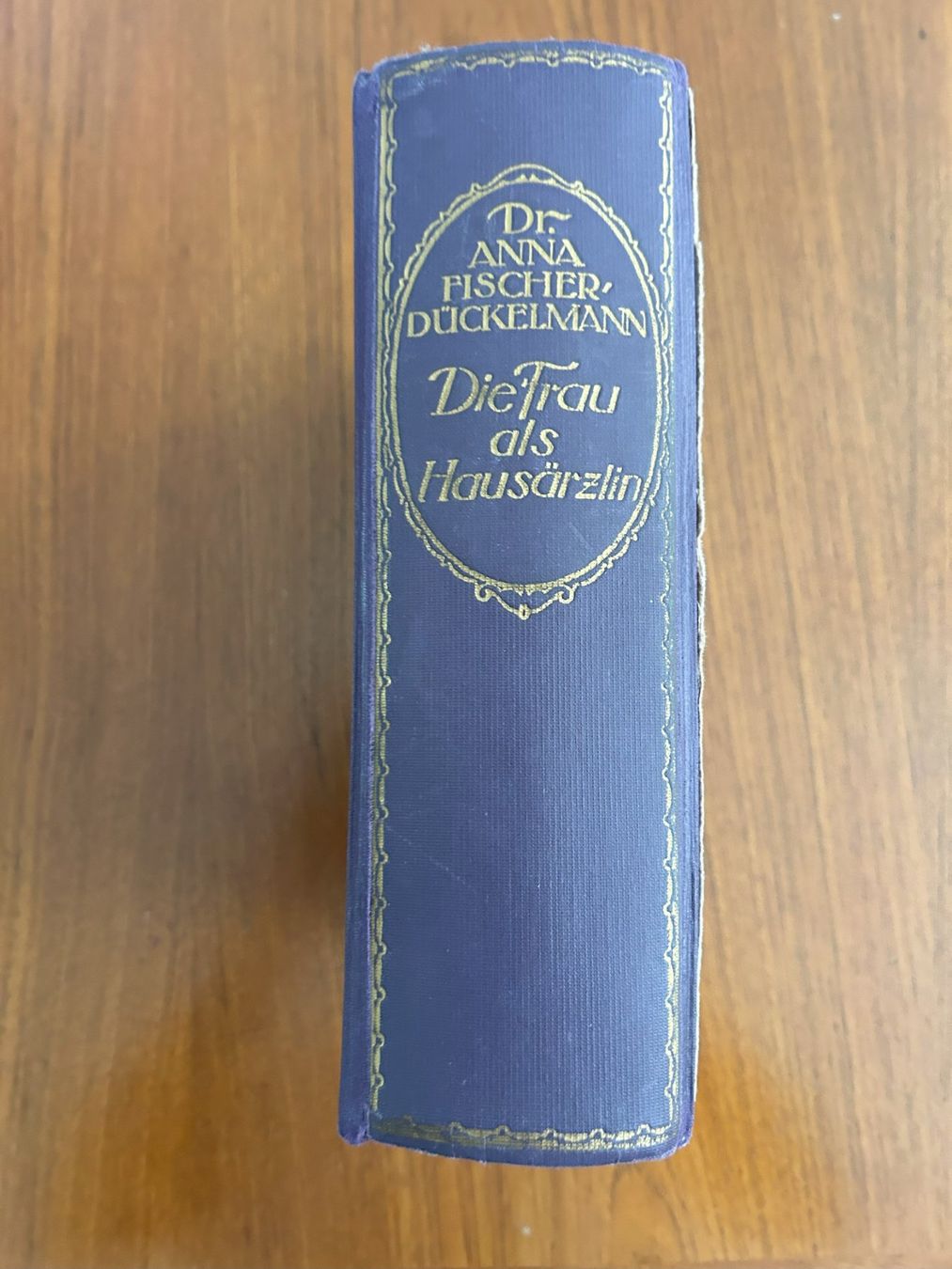 Bücher: Die Frau als Hausärztin – Gebraucht aus Niederdorf von Daddy07 1