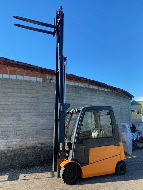 Jungheinrich Carrelli elevatori e a forche: Jungheinrich Elektro-Stapler Triplex – Usato da Laufen venduto da VERARMUS11 2