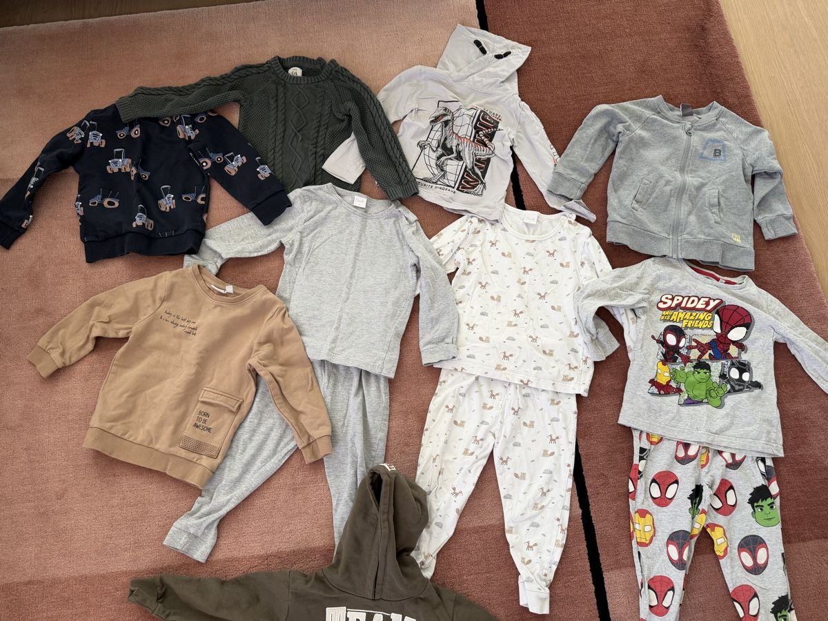Lotti & Set di vestiti: Jungen-Kleidungspaket Gr. 98 – Usato da Therwil venduto da srosselli 1