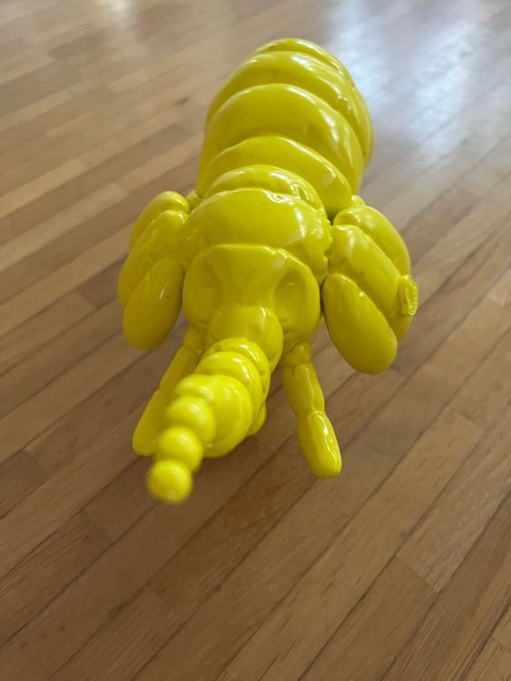 Gecko-Skulptur Aus Kunstharz – Gelb Gesprenkelt, Größe M, Für Garten & Wand-Deko
