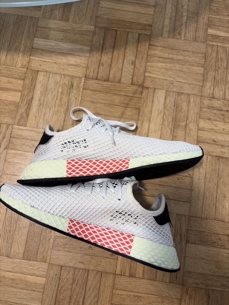 Adidas Scarpe da uomo: Adidas Deerupt Runner Grösse 44 Weiss – Nuovo (secondo la descrizione) da Heerbrugg venduto da D.O.B. 1