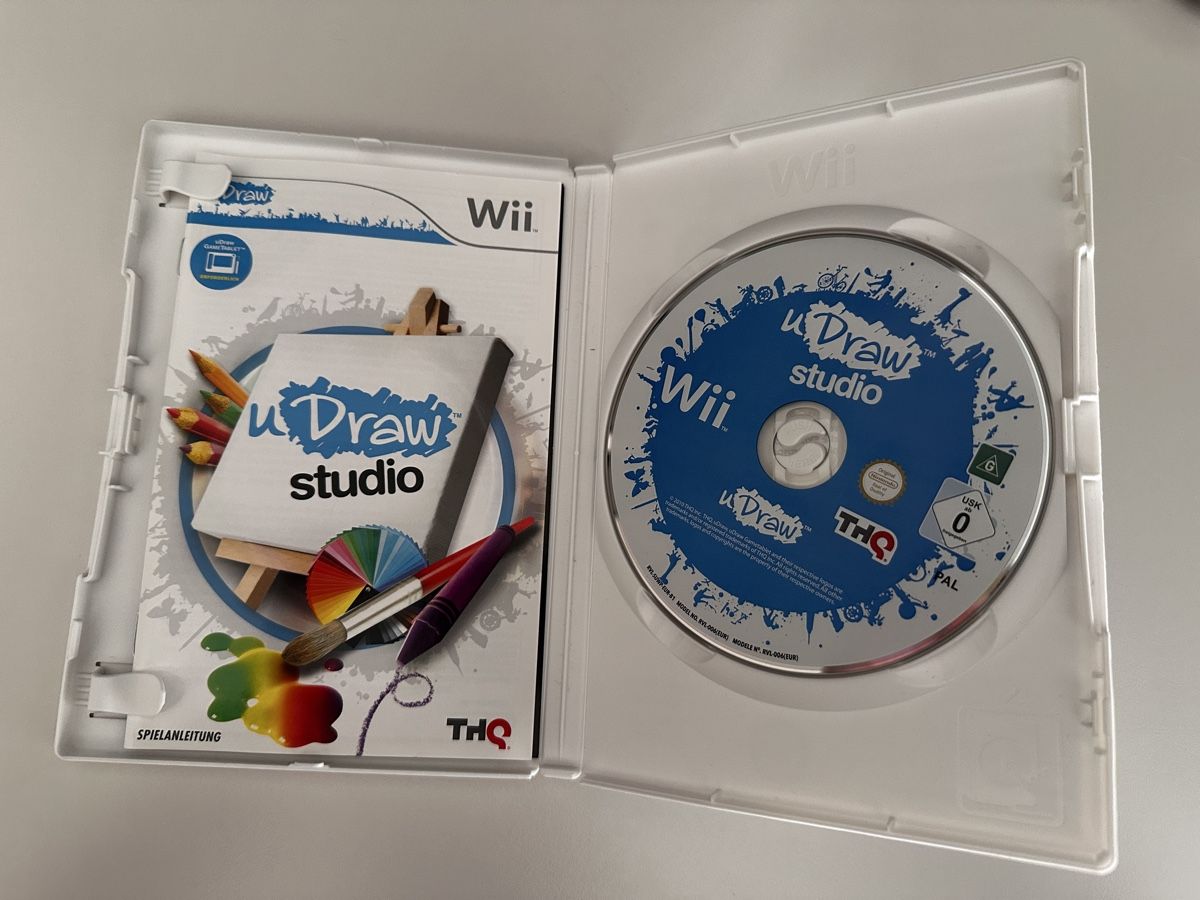 Nintendo Spiele: Wii uDraw Spiele Bundle Studio + Disney Prinzessin – Gebraucht aus bern von Wankdorf_Retro 1