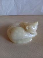 Dekorative Katzenfigur aus Naturstein
