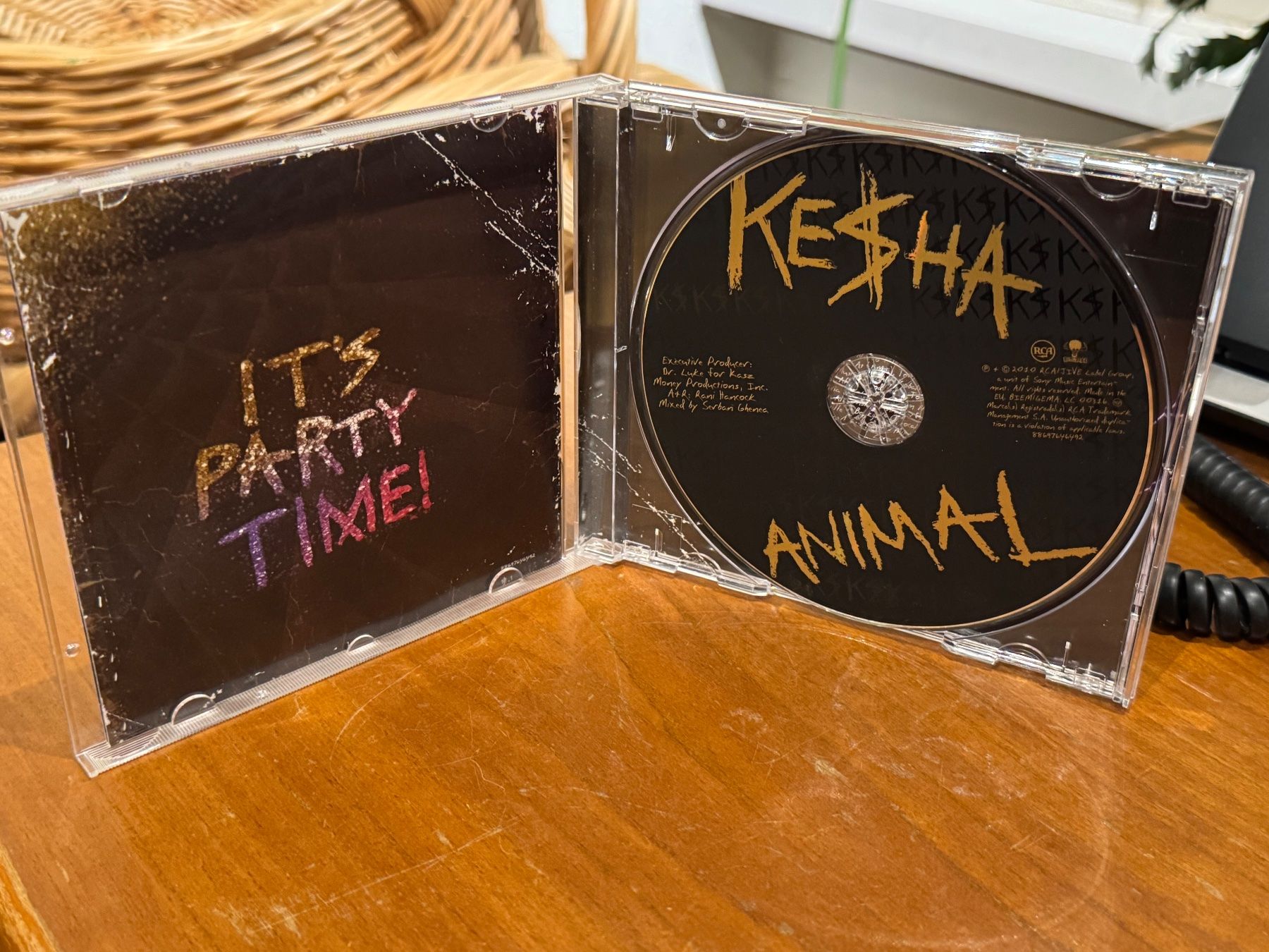 CDs: Ke$ha - Animal - HG42B – Neu (gemäss Beschreibung) aus Küsnacht ZH von swisssales.net 2