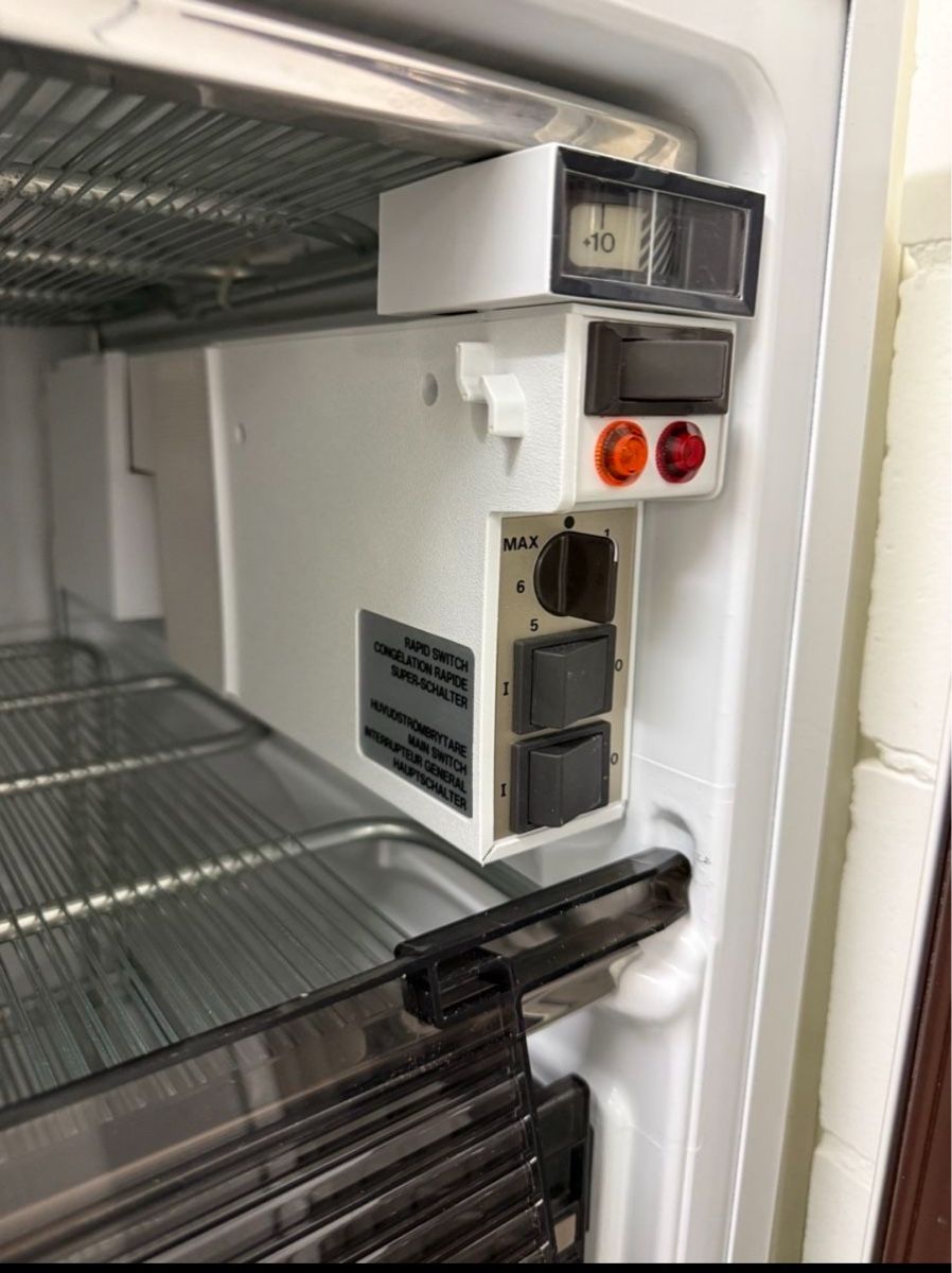 Congelatori: Electrolux Gefrierschrank mit Schubladen – Usato da Uster venduto da sil_6ndz 2
