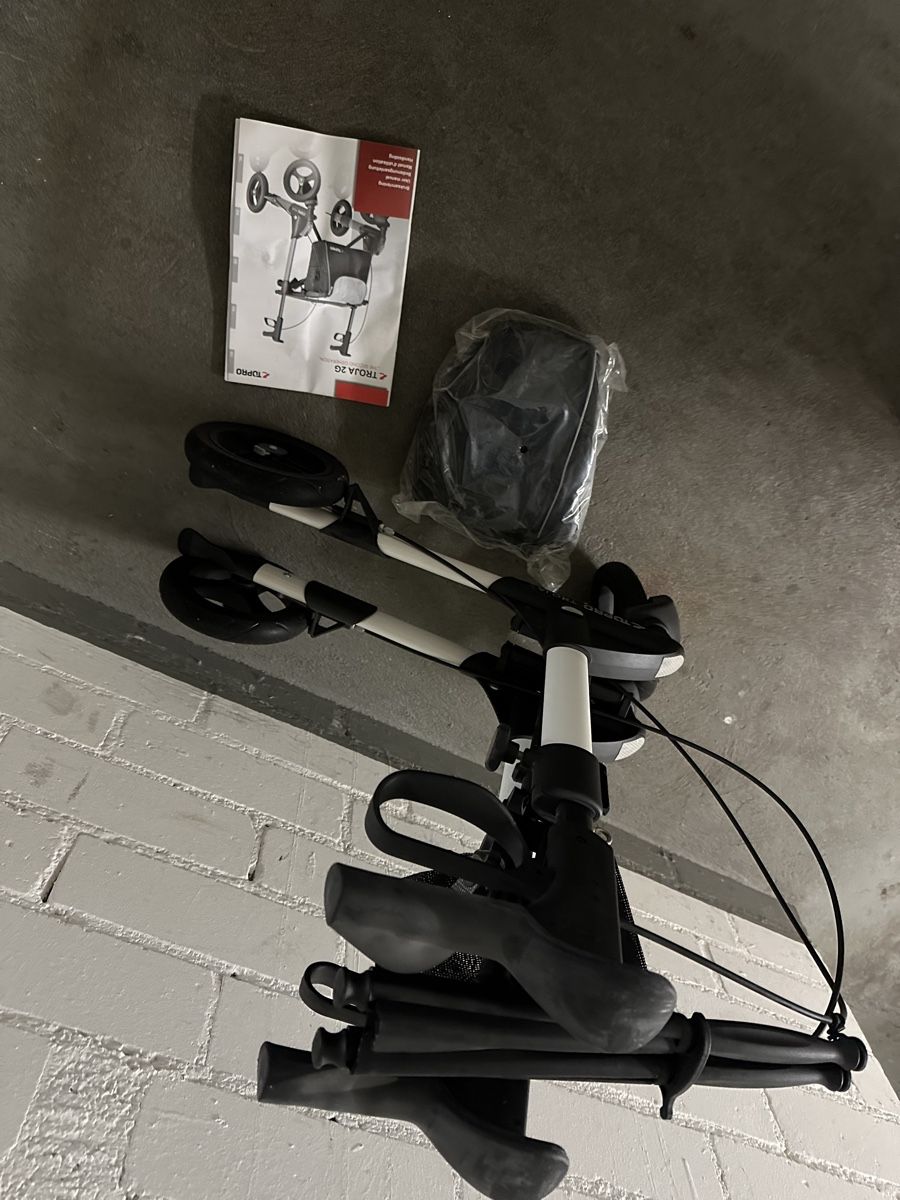 Aides à la marche: Rollator  – Neuf avec emballage d'origine à Bützberg par Chisco 2