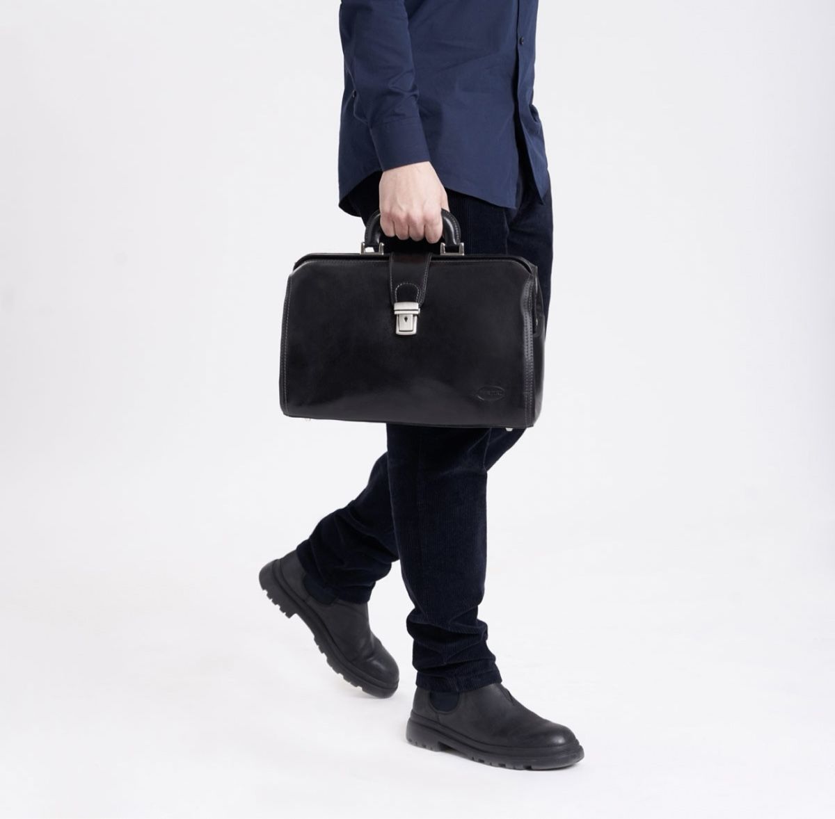 Valigie & Borse: Arzttasche aus Leder Uffizi – Nuovo e nell'imballaggio originale da Wittenbach venduto da WWW.DRILUBAGS.CH 2