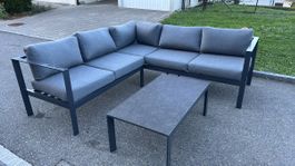 Gartenlounge Romny Inklusive Beistelltisch 