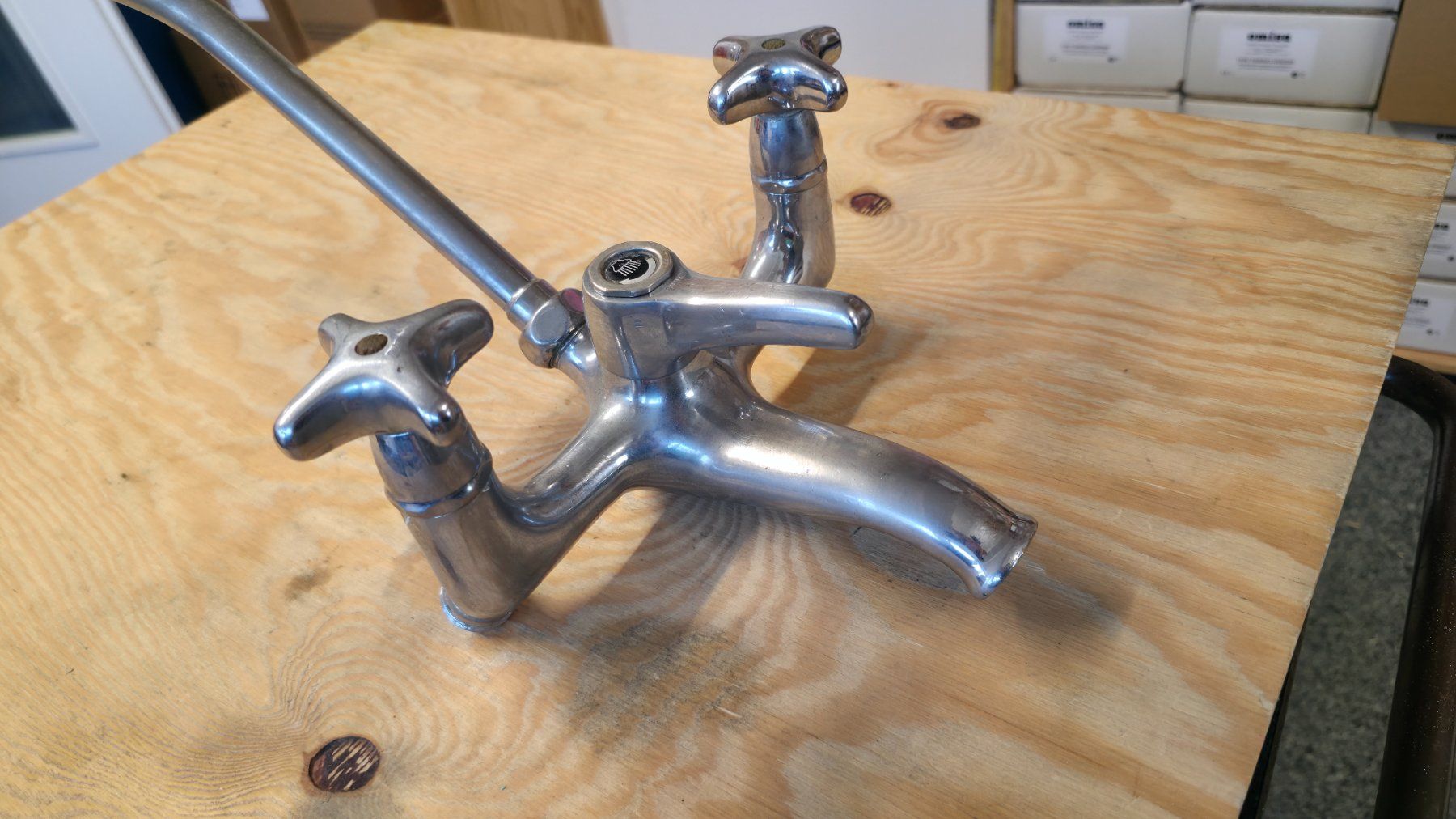 Rubinetteria: Bade-Armatur Vintage – Usato da Ostermundigen venduto da kuendig-armaturen 1