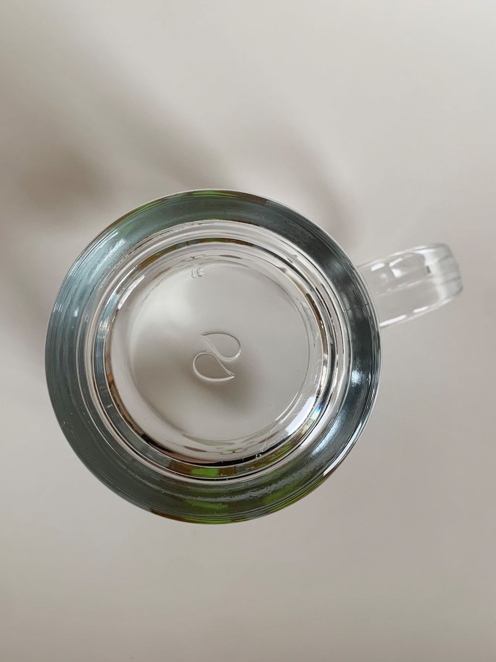 Tazze: Glas-Tasse mit Hasen-Sujet – Usato da Zürich venduto da Leonieonie. 3