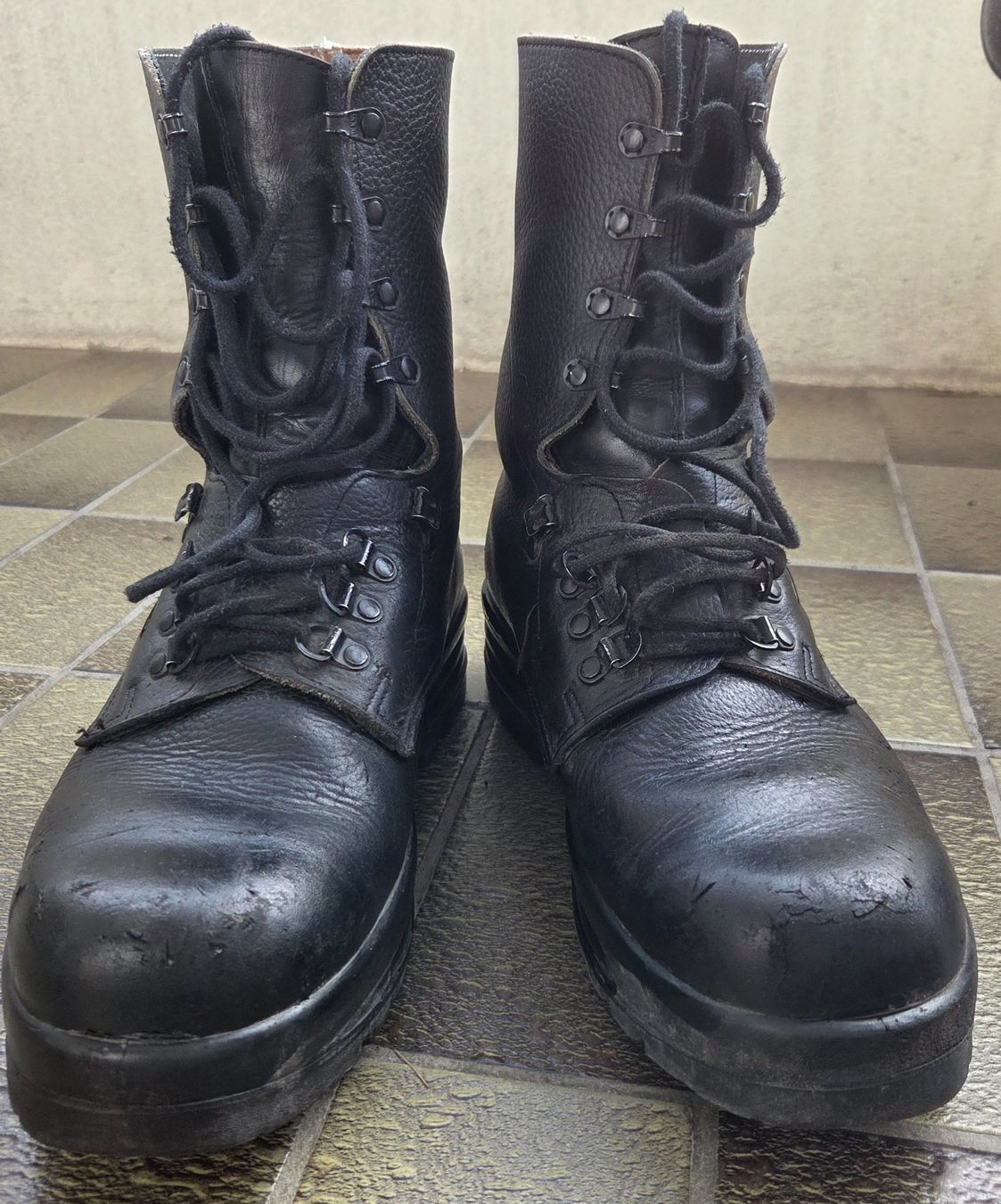 Minerva Scarpe da uomo: Militärschuhe – Usato da Kloten venduto da mato2008