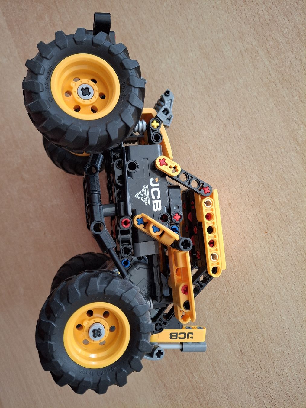 Lego Giocattoli: LEGO Technic Set 42199 Monster Jam DIGatron. – Usato da Basel venduto da Emanueledd00 1