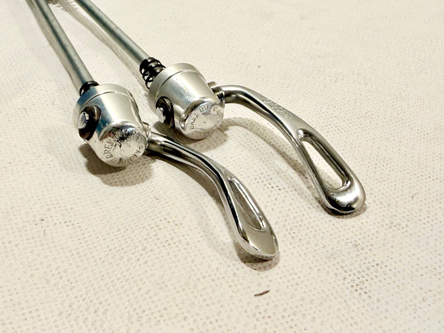 Campagnolo Pezzi di ricambio: Campagnolo Schnellspanner Set 129 Gramm / 2607 – Usato da Luzern venduto da bikeandbeltcom 1