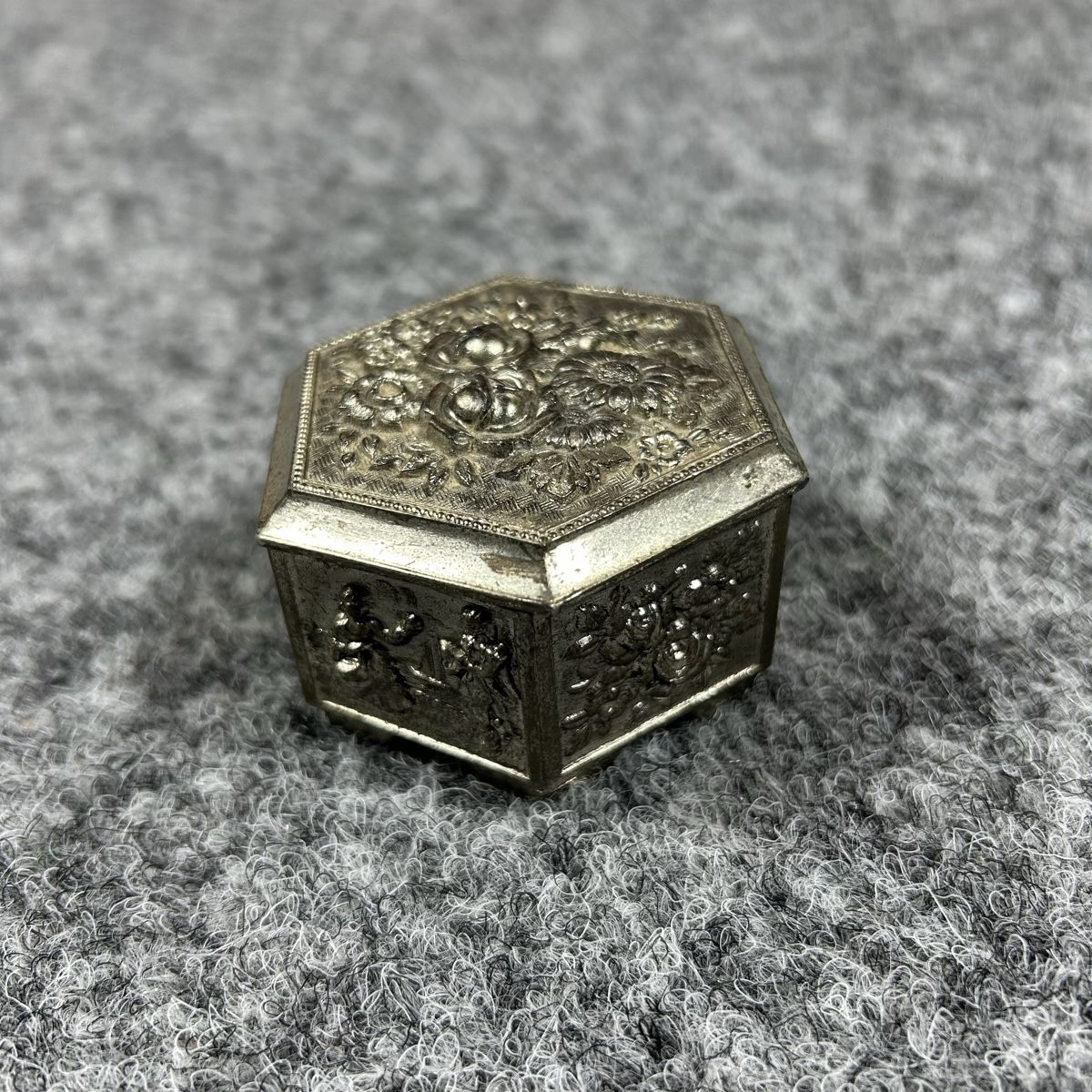 Portagioie: Jewelry box – Usato da La Sagne NE venduto da Matlasape