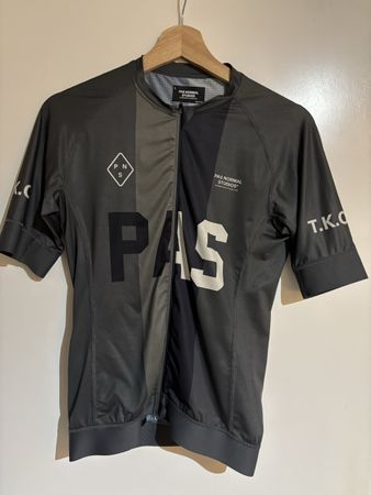 PAS Normal Studios T.K.O. Radtrikot Grösse L - Top Zustand!