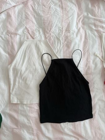 Zara Tops 🤍🖤