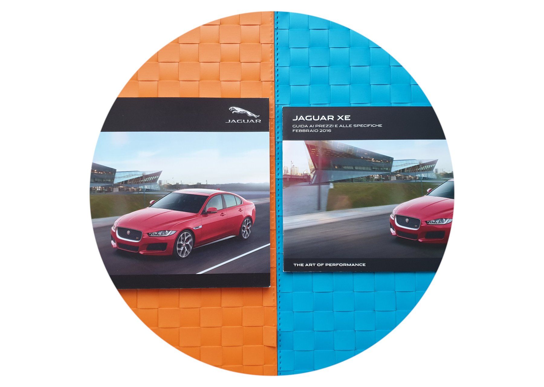 Riviste & Magazine: JAGUAR XE 2016 - Prospekt / Catalogue / Catalogo – Nuovo (secondo la descrizione) da Viganello venduto da CARLiteratur