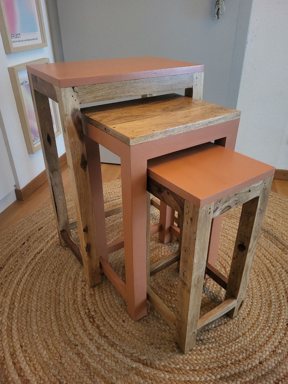 Tables: Tables gigognes retapées – D'occasion à Geneve par Mk.i