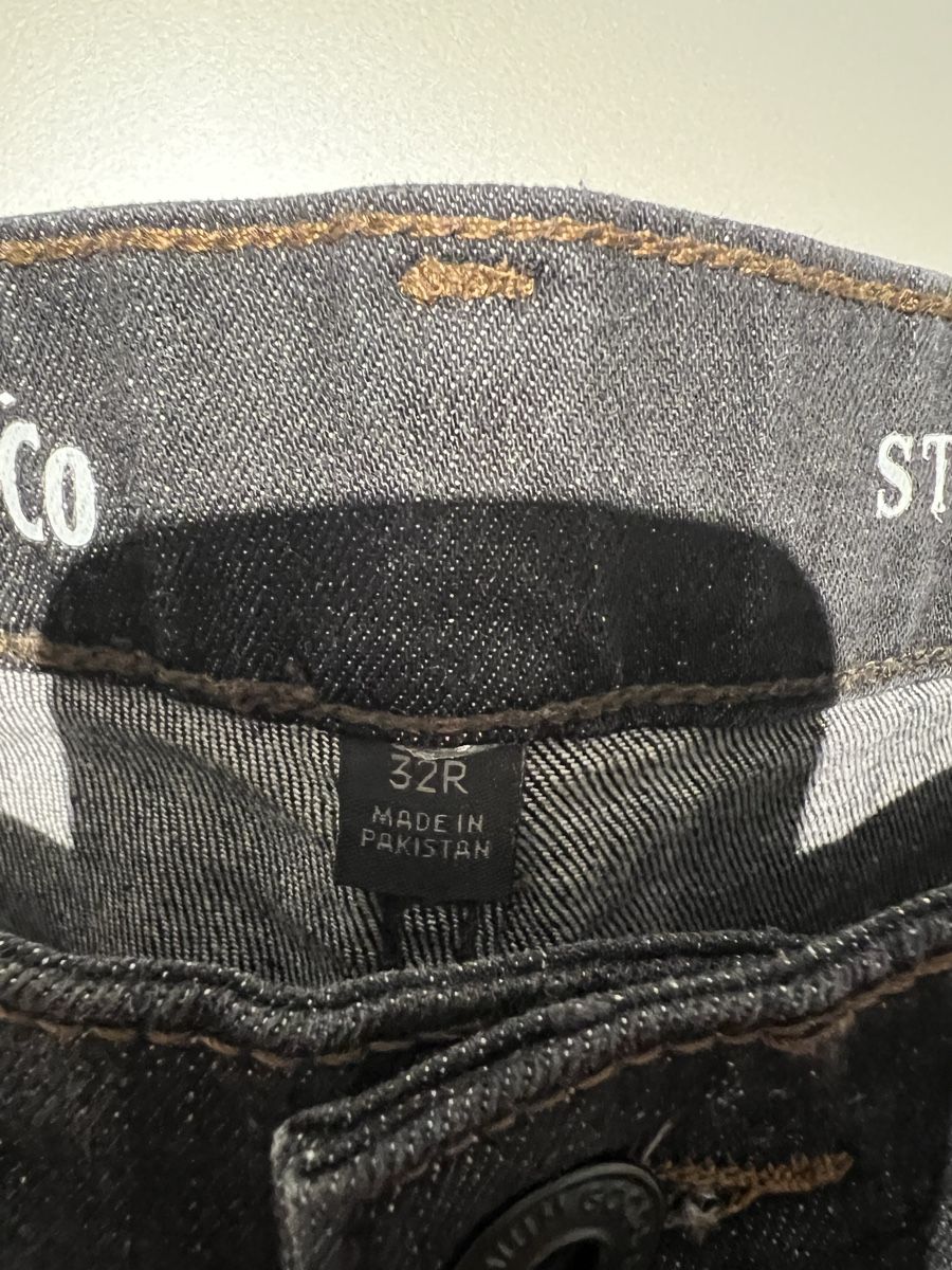 Jeans: Schwarze Jeans – Usato da Pfäffikon SZ venduto da pdroth 1