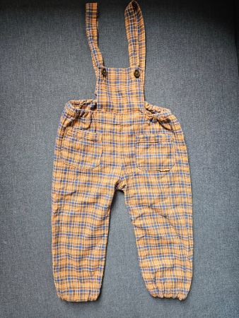 Latzhose Gr. 92