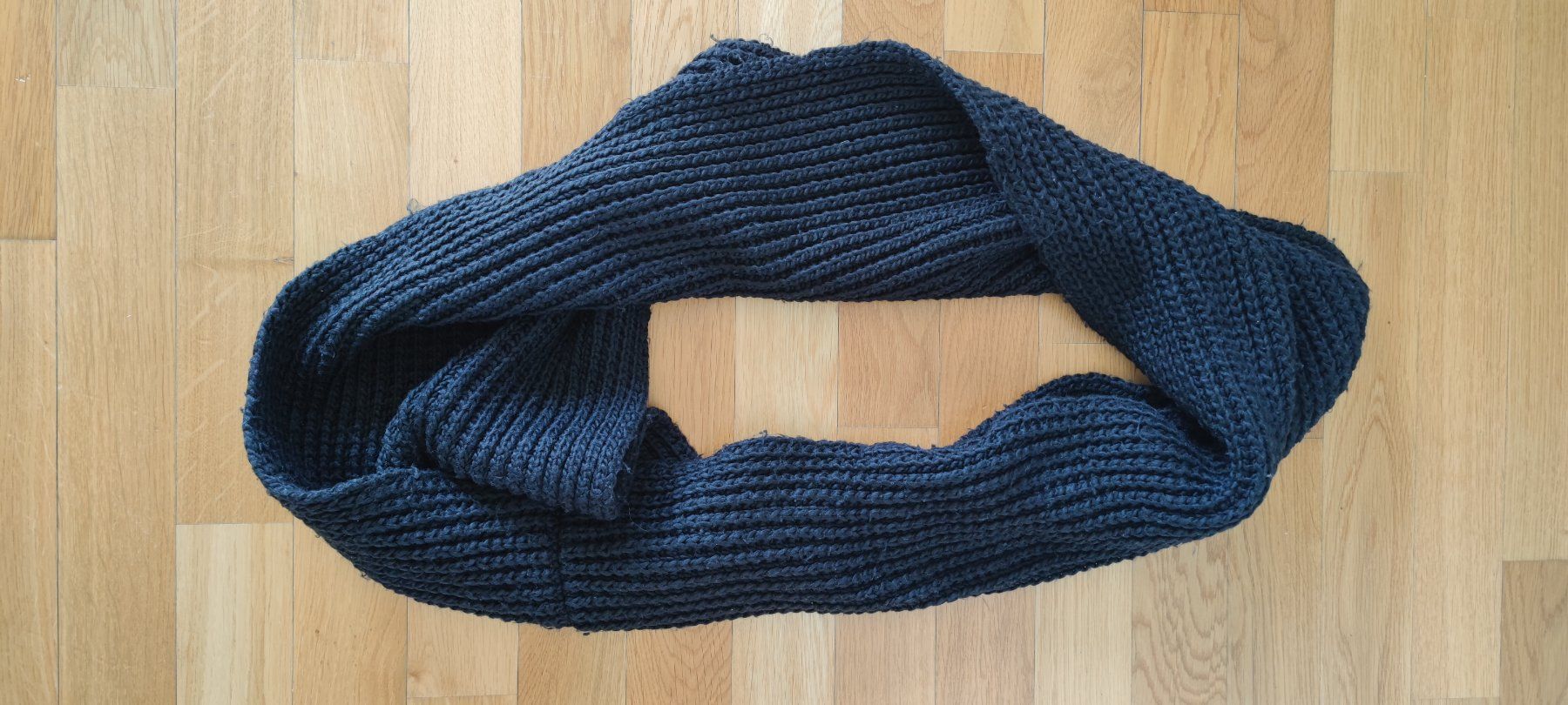 Foulards, Tücher & Schals: Schlauchschal – Gebraucht aus Zug von vik_8fdf 2