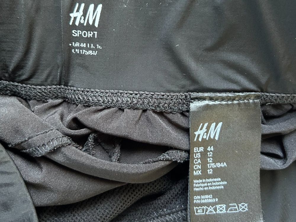 H&M Pantaloni: H&M Sport Hose – Usato da Stäfa venduto da Flurina12 2